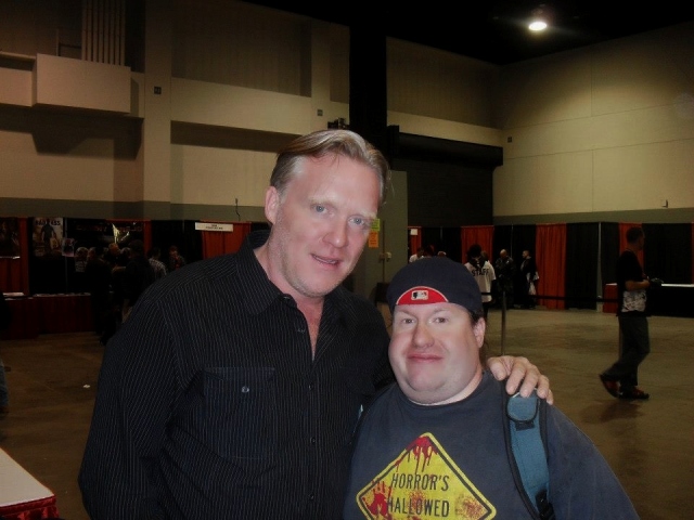 427946_4088288484602_532145895_n