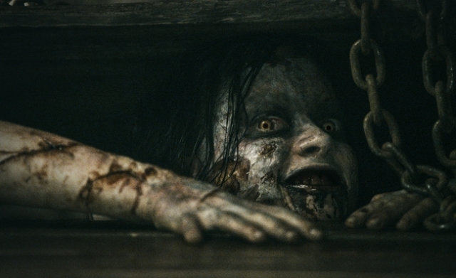 evil-dead-2013-02