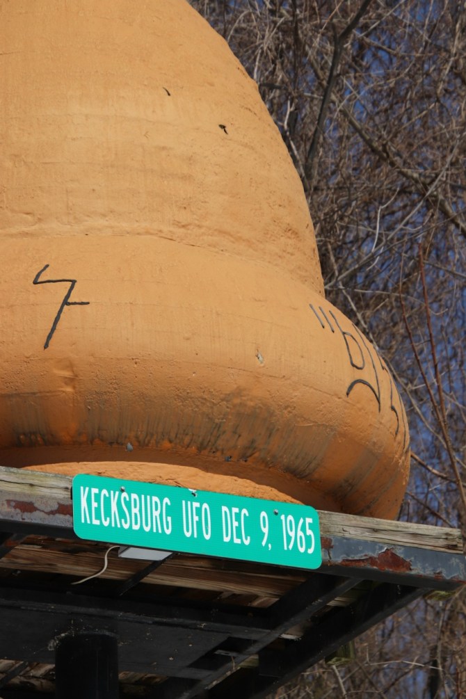 Kecksburg-UFO-replica-6