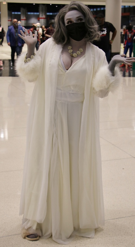 Cosplayer at the 2021 Chicago Comic & Entertainment Expo C2E2