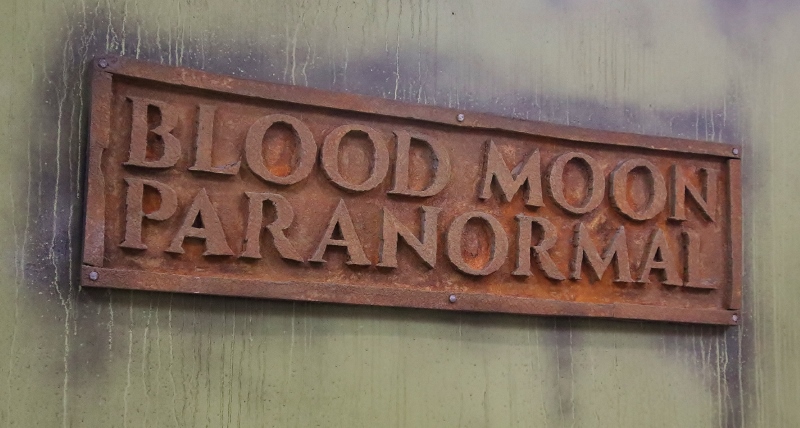 Blood Moon Paranormal sign